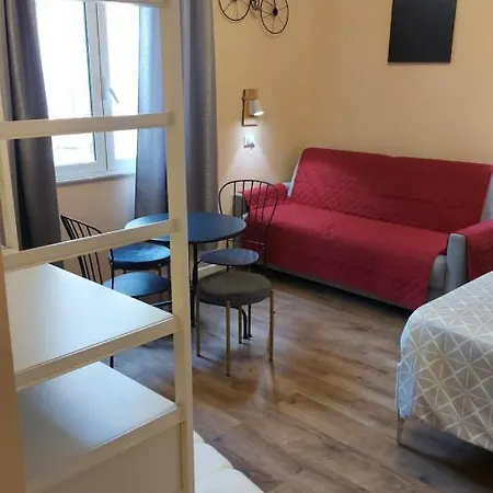 Glam G H O S T E L 4* La Spezia